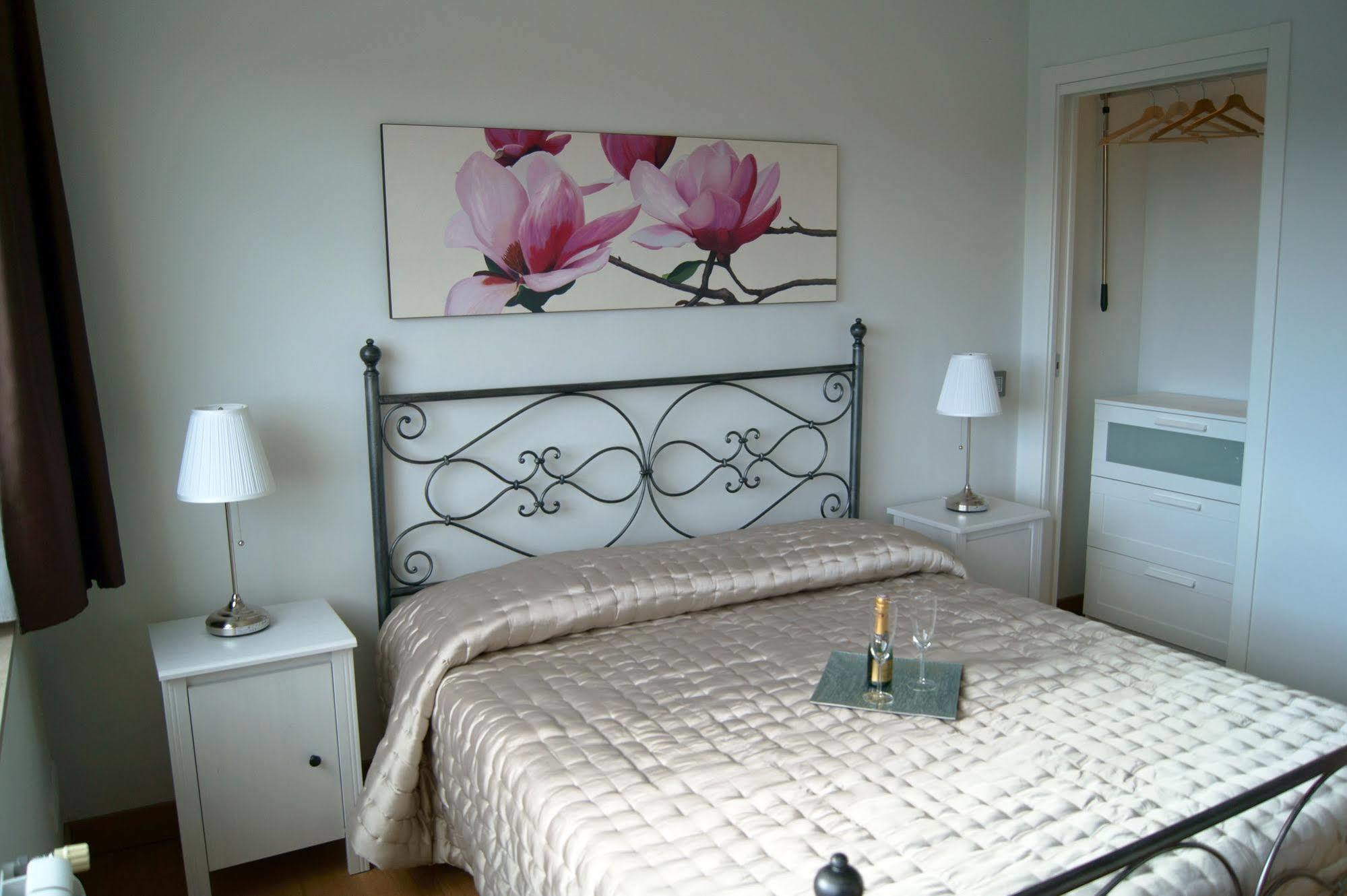 Bed and Breakfast Baia Di Ognina Катания Экстерьер фото